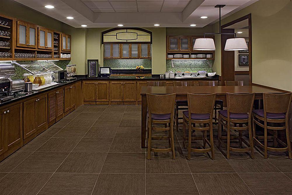 Hyatt Place Atlanta Alpharetta North Point Mall מסעדה תמונה