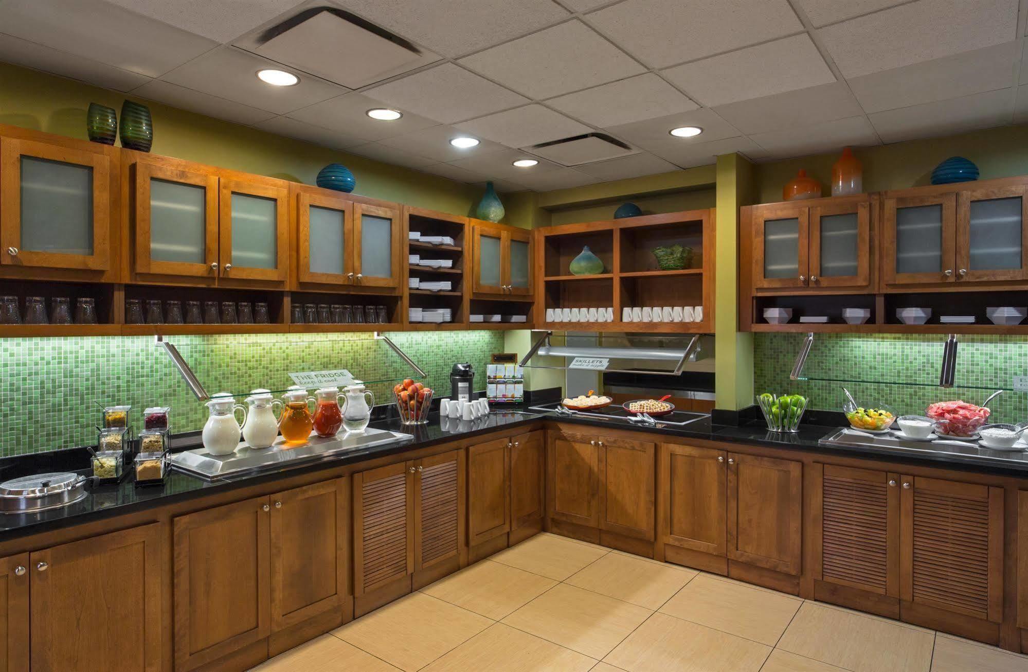 Hyatt Place Atlanta Alpharetta North Point Mall מראה חיצוני תמונה