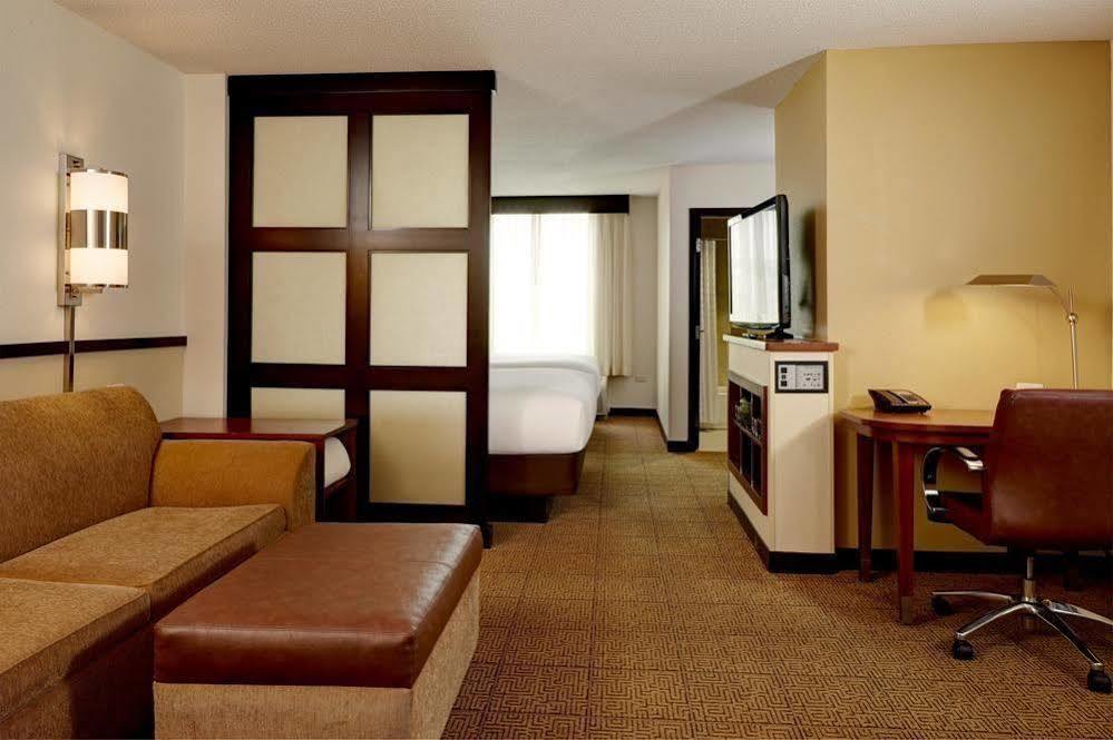 Hyatt Place Atlanta Alpharetta North Point Mall מראה חיצוני תמונה
